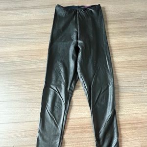 Commando faux leather leggings. Size S.